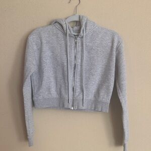 PrettyLittleThing Light Gray Cropped Hoodie
